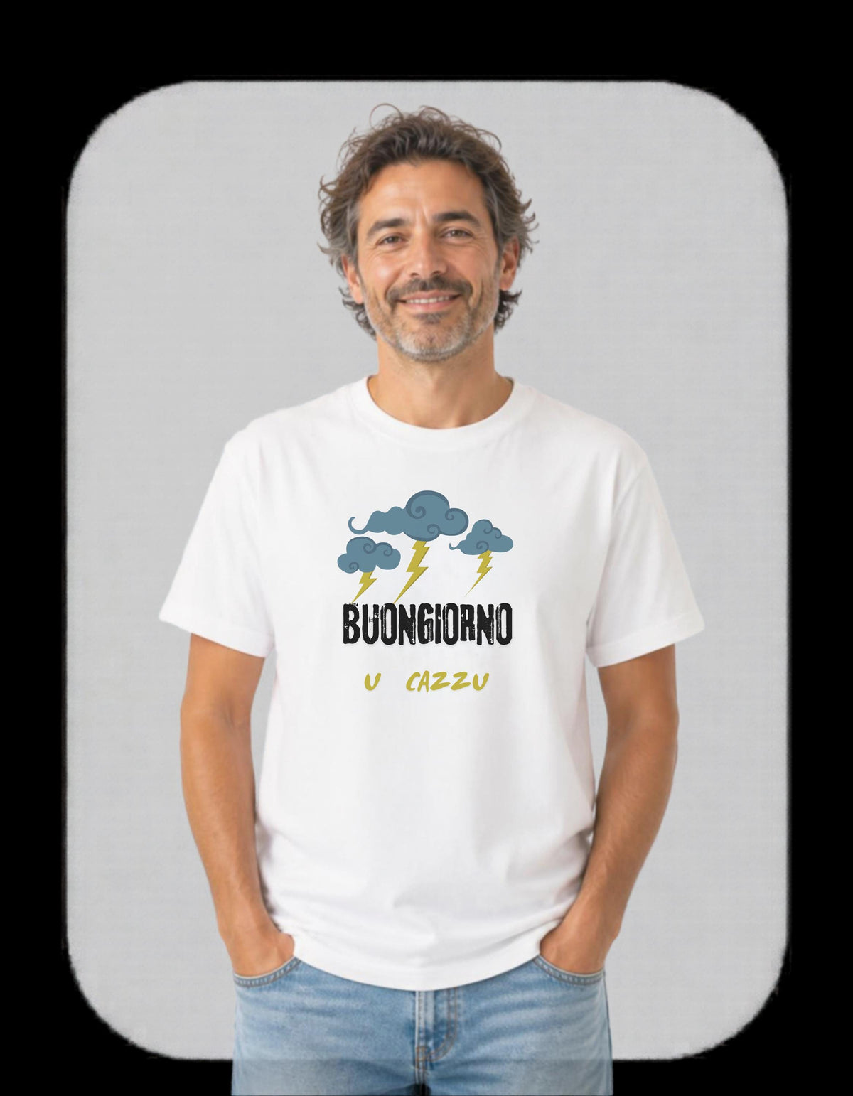 Maglietta Ironica Dialetto Calabrese "Buongiorno U Cazzu" - T-shirt Divertente Regalo Simpatico Uomo Donna