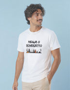 Maglietta Halloween Calabrese "NDUJA O SCHERZETTO" | T-Shirt Divertentissima e Originale, Idea Regalo A Tema Tradizione e Ironia